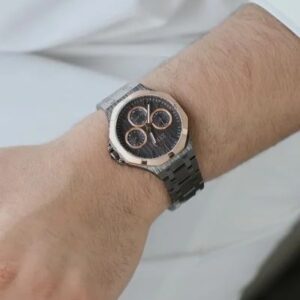 ساعة رجالية ستيل باللون الرمادي